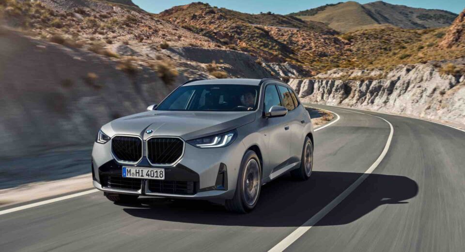 BMW unveils fourth-generation X3 with improved powertrains and efficiency