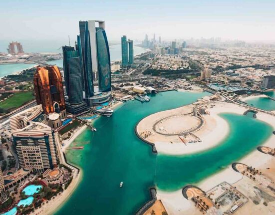 Abu Dhabi partners with Verses and Analog for smart city initiatives